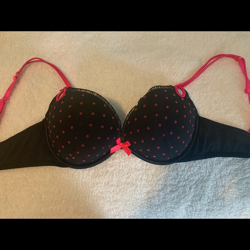 Victoria’s Secret bra